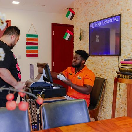 Lunar Hostel Plus Dubaj Kültér fotó