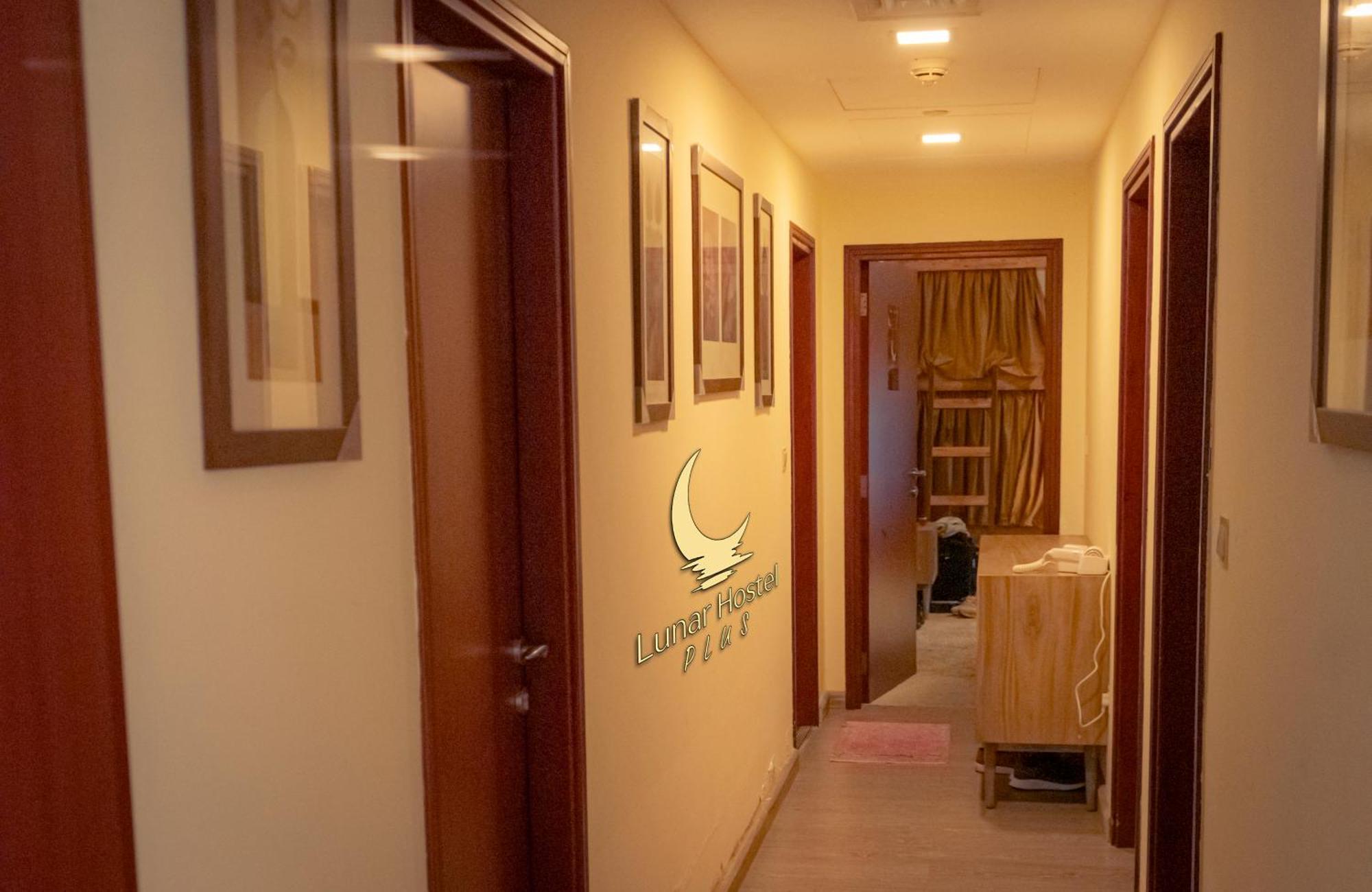 Lunar Hostel Plus Dubaj Kültér fotó