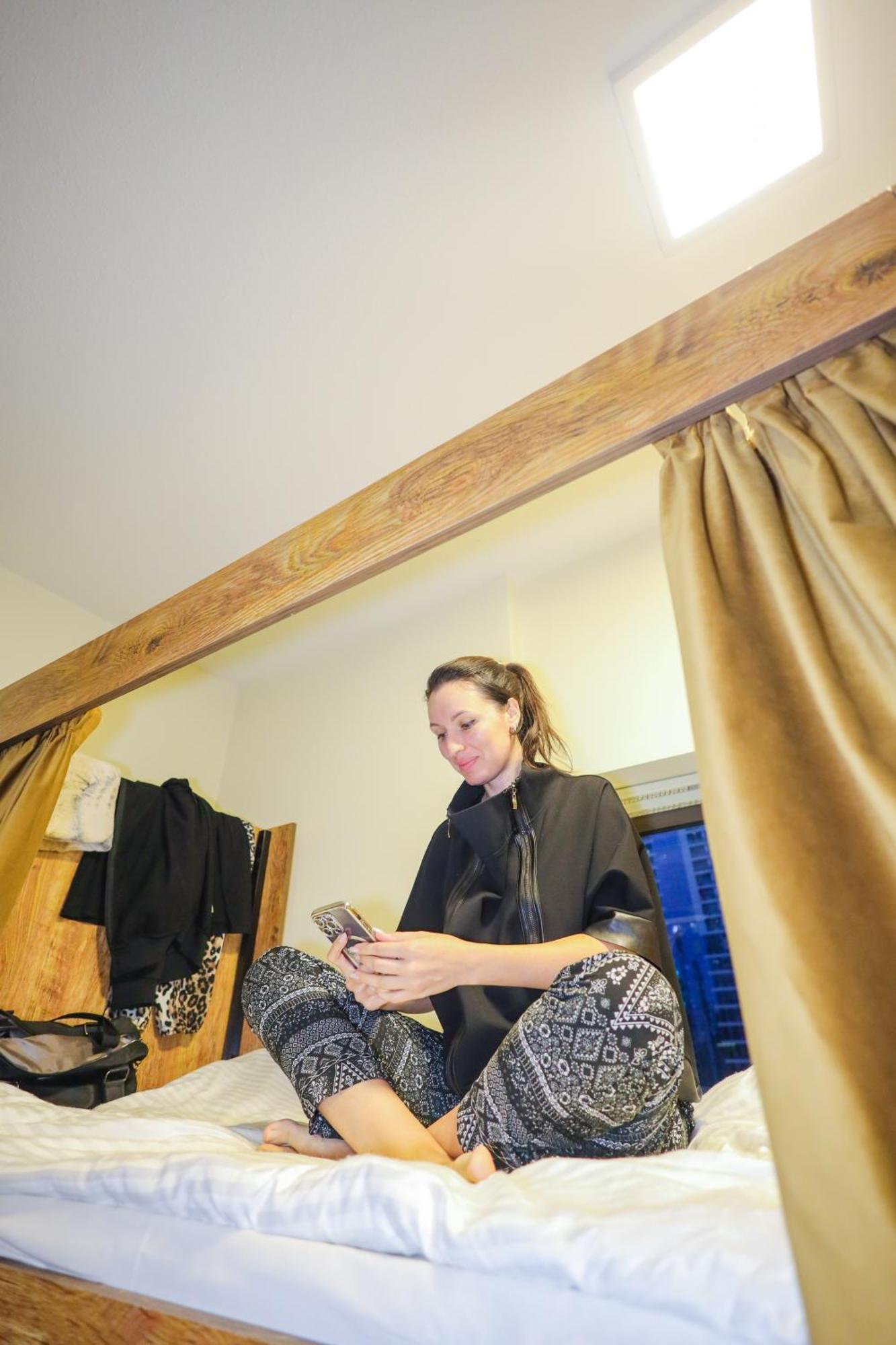Lunar Hostel Plus Dubaj Kültér fotó