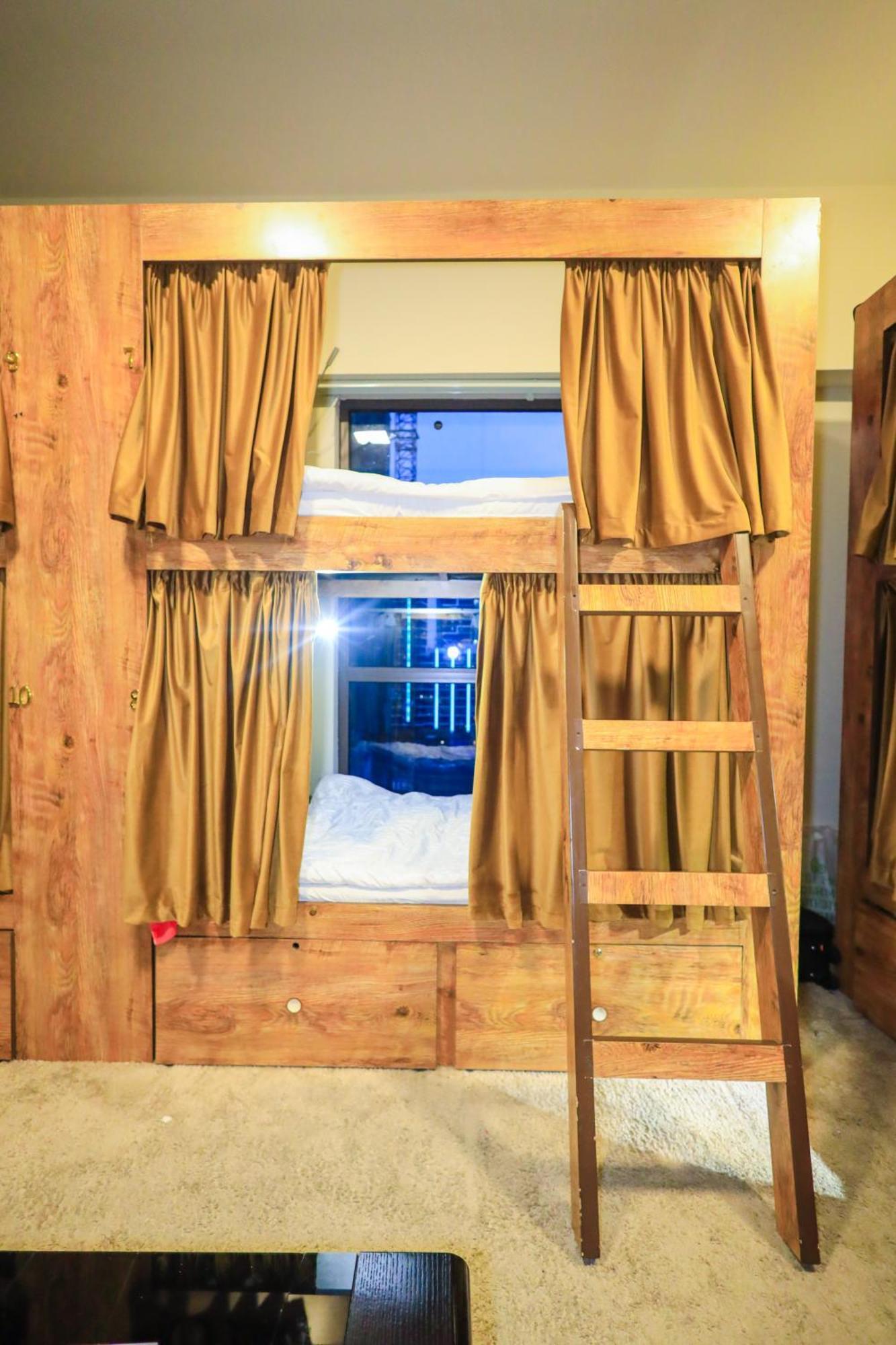 Lunar Hostel Plus Dubaj Kültér fotó
